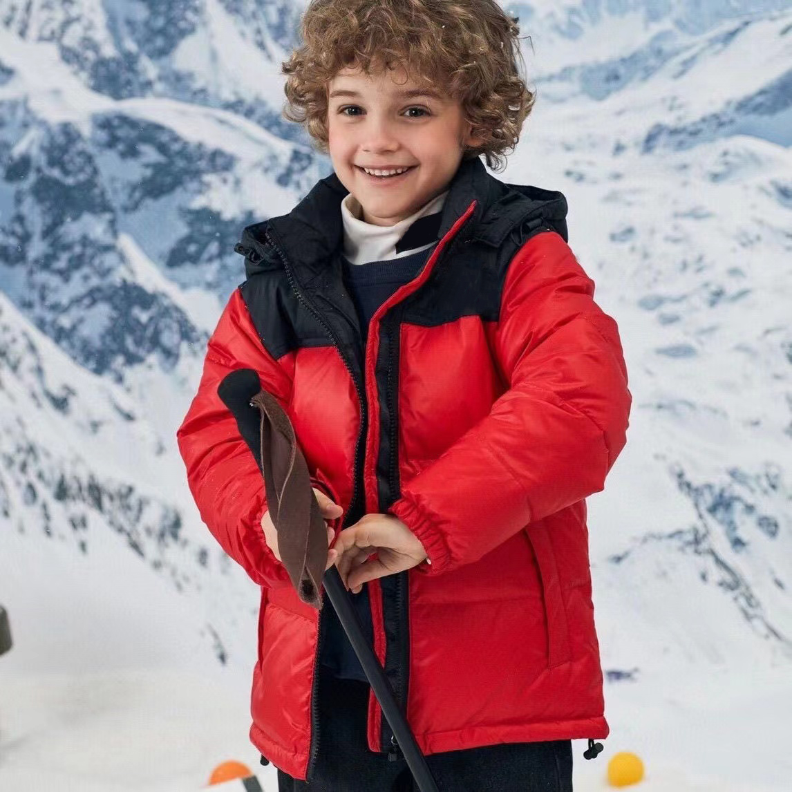 Kid winter outwear coats down parkas north boy girl thick warm jacket thich parkas hooded children fashion style
Kid winter outwear coats down parkas north boy girl thick warm jacket thich parkas hooded children fashion style