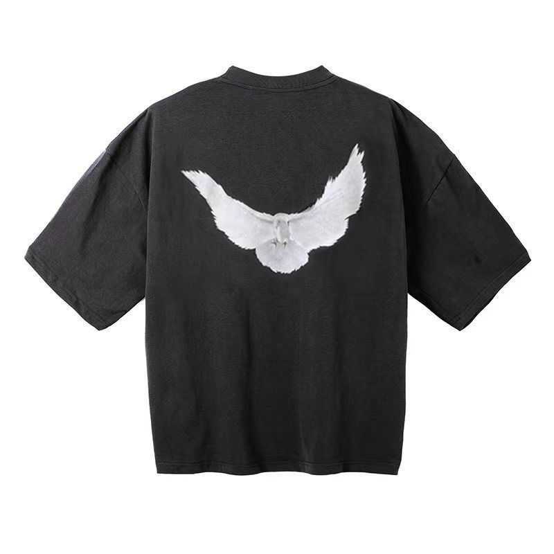 Designer Kanyes Fashion Wests Luxury T Shirt Balanciagas Three Party Joint Name Peace Dove Printed Mens And Womens Tshirt Yzys Sweater black, No sale
Designer Kanyes Fashion Wests Luxury T Shirt Balanciagas Three Party Joint Name Peace Dove Printed Mens And Womens Tshirt Yzys Sweater black, No sale