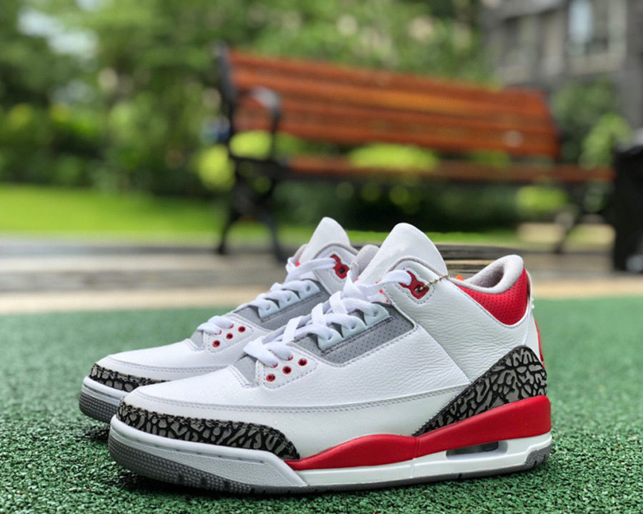 Top Quality Jumpman 3 OG Fire Red Boots Basketball Shoes White/Fire Red-Cement Grey-Black Outdoor Sports Sneaker With Box, #1
Top Quality Jumpman 3 OG Fire Red Boots Basketball Shoes White/Fire Red-Cement Grey-Black Outdoor Sports Sneaker With Box, #1