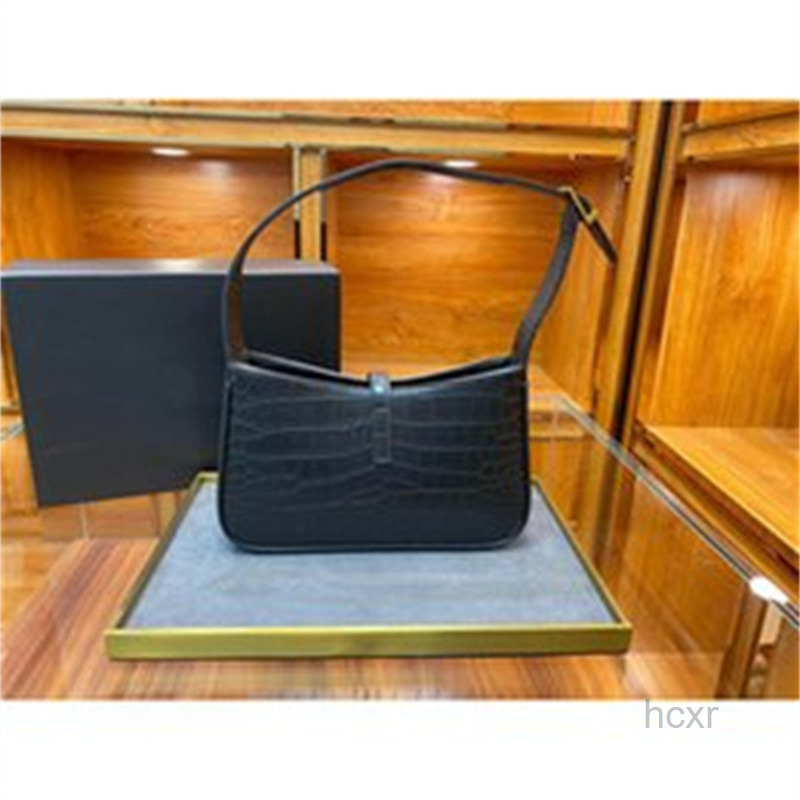 Shoulder Bags Chain Shoulder bag Top quality lady Single 2022 SS Wallets Handbags Tassel Women fashion Classic Cross Body Purse totes hot De
Shoulder Bags Chain Shoulder bag Top quality lady Single 2022 SS Wallets Handbags Tassel Women fashion Classic Cross Body Purse totes hot De