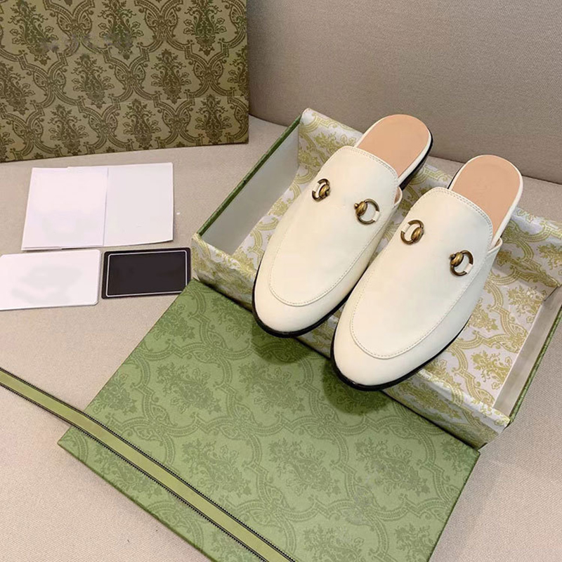 Luxurious Half Slippers Designer Loafers For Woman Genuine Leather Triangle Flats Mule Metal Buckle Embroidery Lady Slides White Black With Box, 1#
Luxurious Half Slippers Designer Loafers For Woman Genuine Leather Triangle Flats Mule Metal Buckle Embroidery Lady Slides White Black With Box, 1#