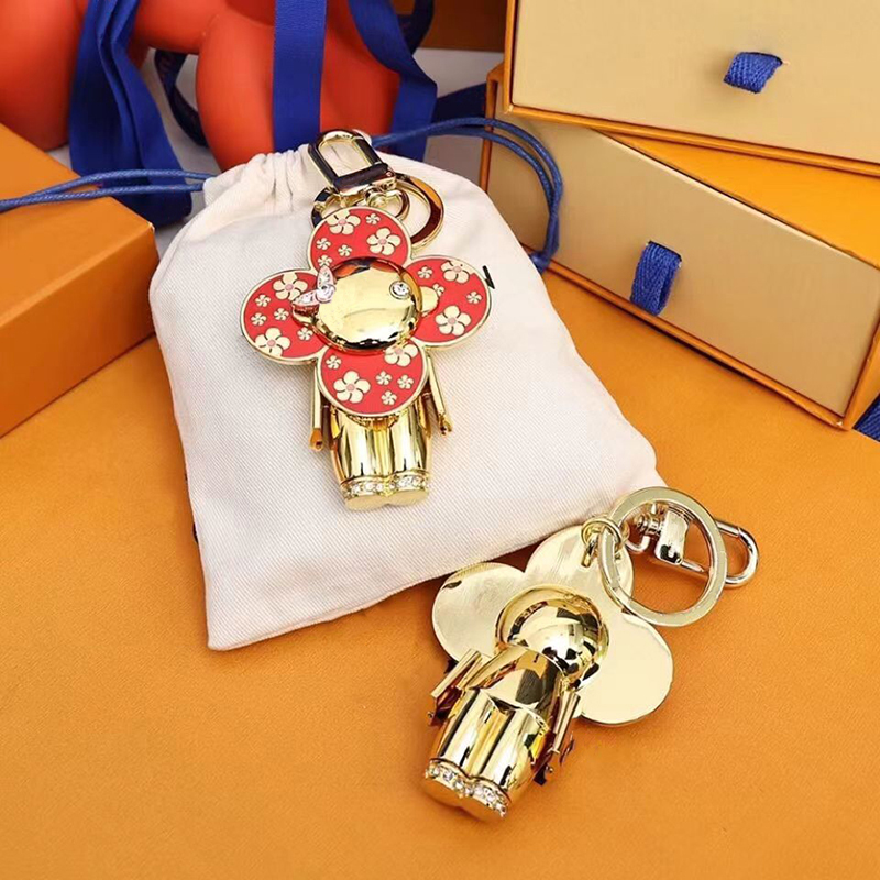 Luxury designers Keychain Car Key chain monogrammed Keychains Genuine metallic Cartoon humanoid Samurai design Men Women Bag Pendant Accessories with very good
