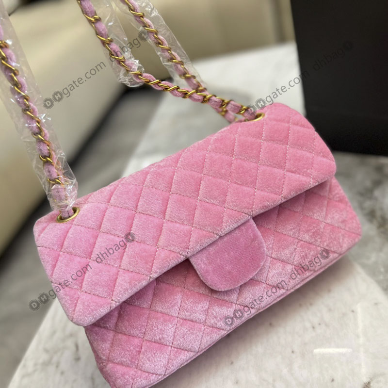 25x16cm Women Jumbo Double Flap Bags Fluffy Soft Velvet Classic Handbag Designer Bags Gold-Tone Metal Signature Stitching Diamond Pattern Shoulder Bag 27x20cm ZH, Customize
25x16cm Women Jumbo Double Flap Bags Fluffy Soft Velvet Classic Handbag Designer Bags Gold-Tone Metal Signature Stitching Diamond Pattern Shoulder Bag 27x20cm ZH, Customize