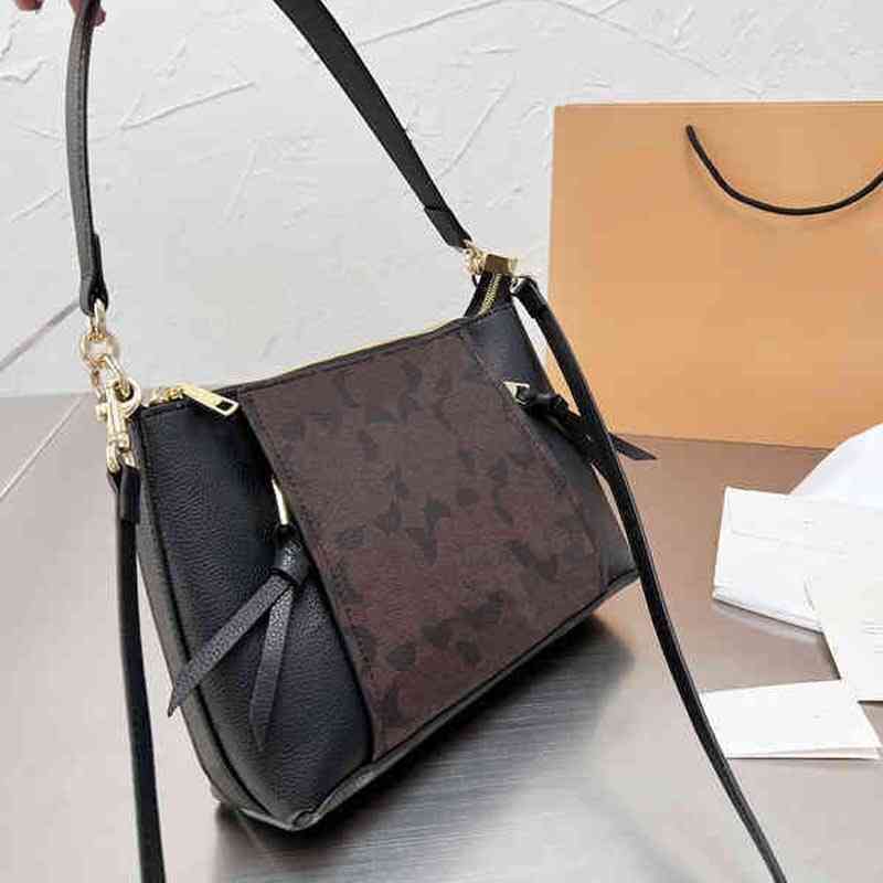 Designers Luxury 7A Bags Cochs purse Handbag Crossbody Wallet For Womens Multicolour Fashion Lnclined Shoulder Bag Versatile CC Totes Large Capacity Saddle IJAK, Black
Designers Luxury 7A Bags Cochs purse Handbag Crossbody Wallet For Womens Multicolour Fashion Lnclined Shoulder Bag Versatile CC Totes Large Capacity Saddle IJAK, Black