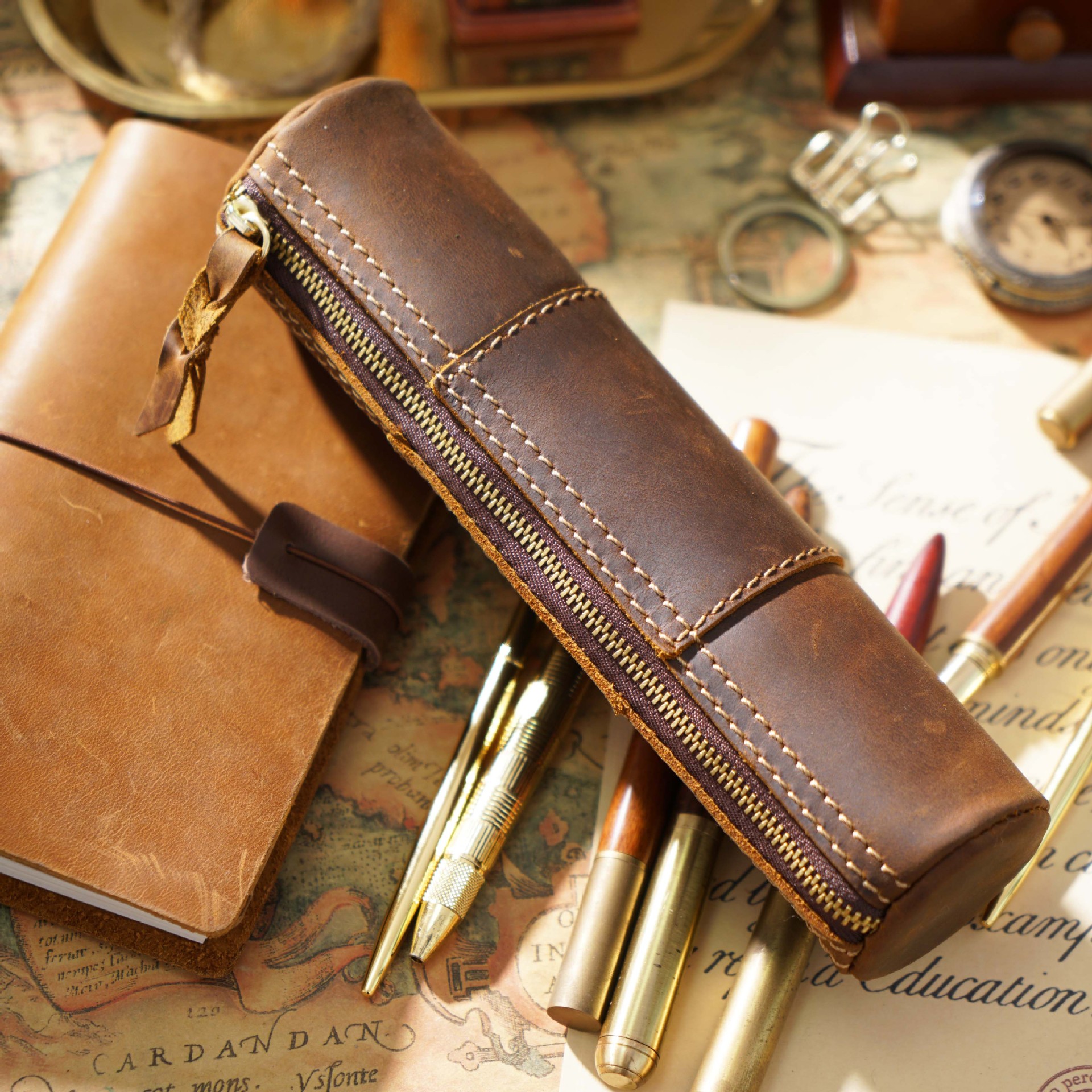 Leather Pen Bags Vintage Pencil Case Pen Pouch Marker Bag With Zipper for Men Boys Student School Office Business 1223076
Leather Pen Bags Vintage Pencil Case Pen Pouch Marker Bag With Zipper for Men Boys Student School Office Business 1223076