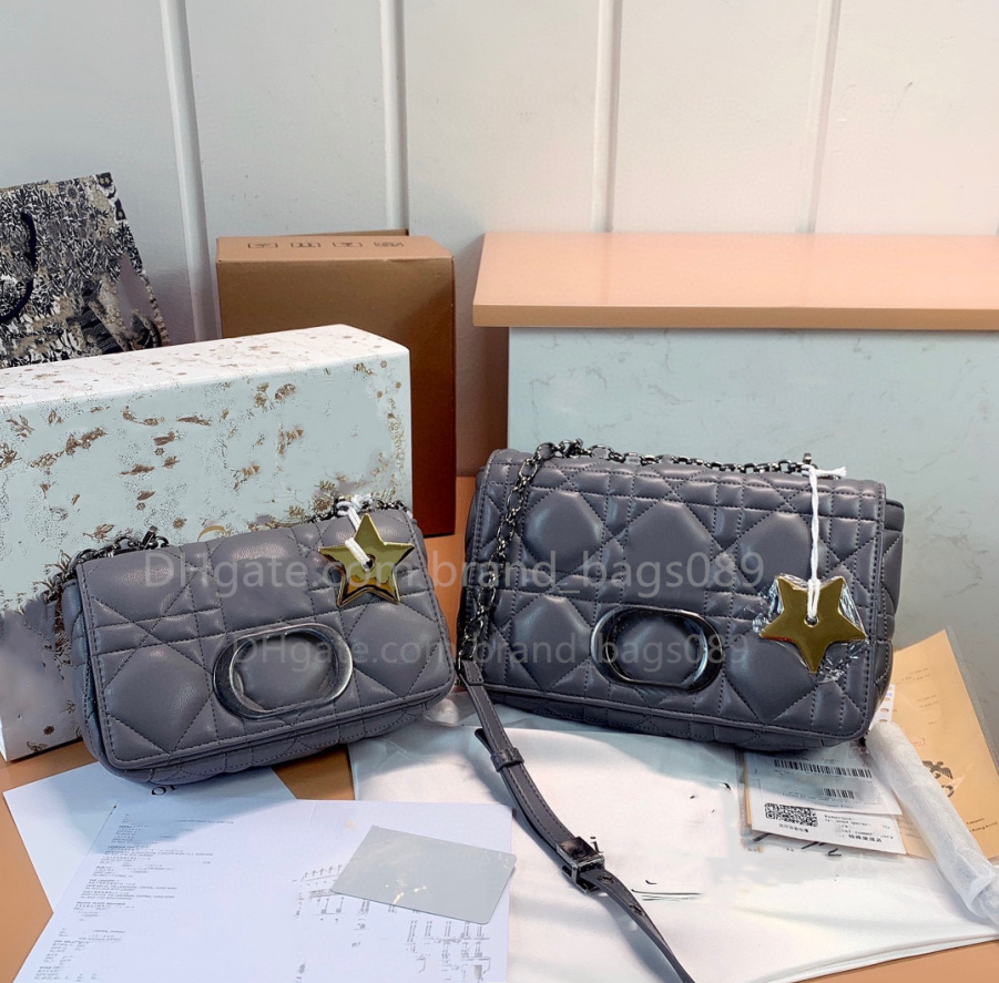 7A Newest 2022 CARO Original quality bag wholesale Designer's delicate cowhide bags Luxury Ladies shoulder bag cross body wallet purse, Box
7A Newest 2022 CARO Original quality bag wholesale Designer's delicate cowhide bags Luxury Ladies shoulder bag cross body wallet purse, Box