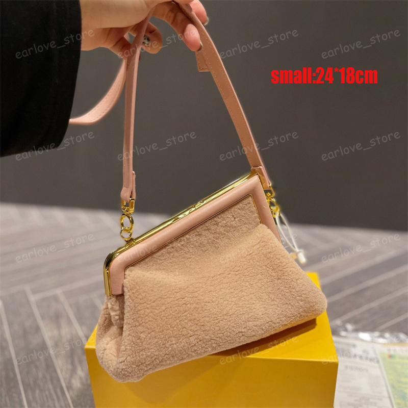 New Shoulder Bag Designer First Bag Womens Luxury Crossbody Bags Fashion Cashmere Mini Totes Handbag Lady Party Messenger Bag High Quality, Extra cost
New Shoulder Bag Designer First Bag Womens Luxury Crossbody Bags Fashion Cashmere Mini Totes Handbag Lady Party Messenger Bag High Quality, Extra cost