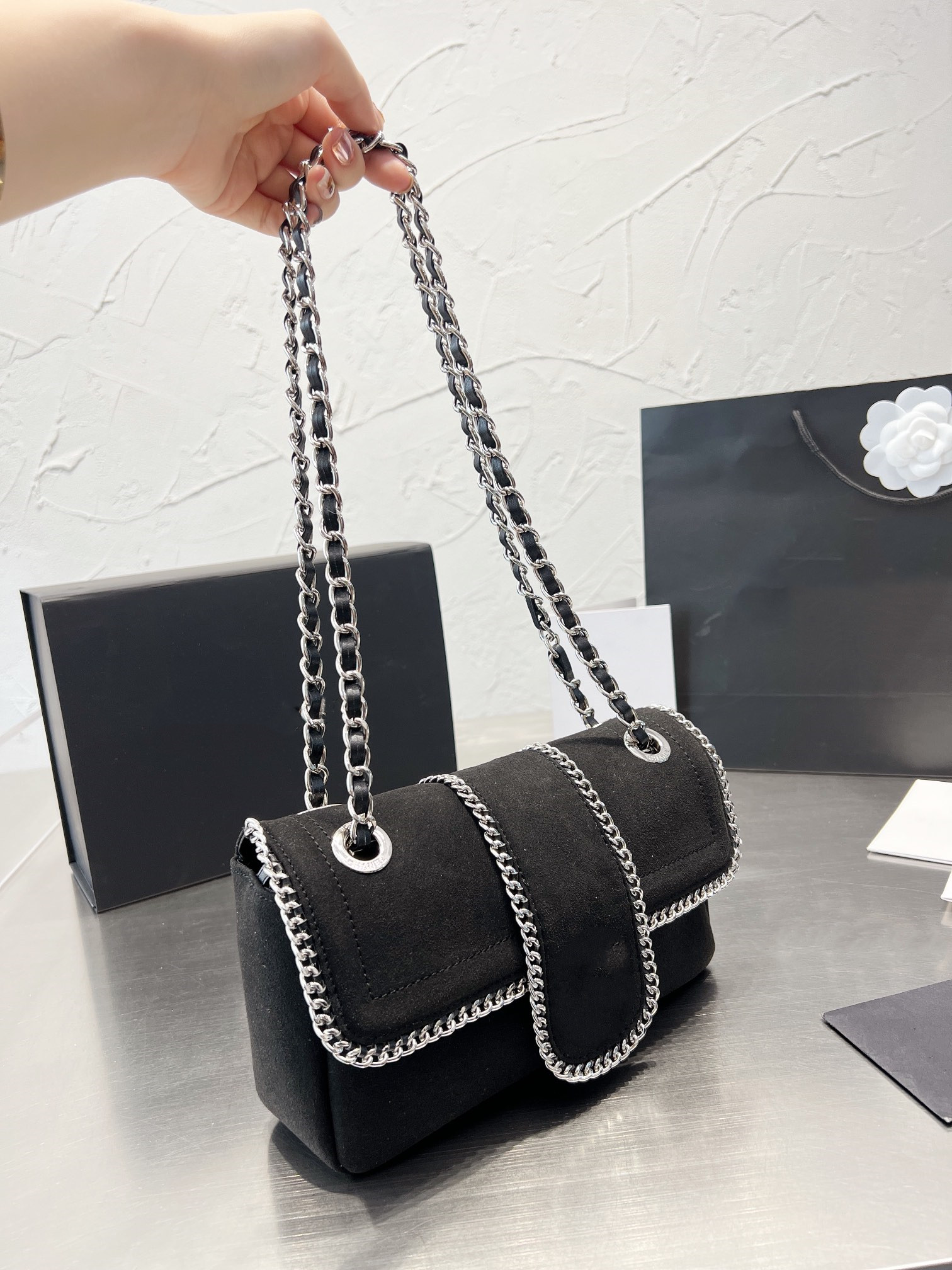 SS22 beautiful chain bottegas bag Shoulder Bags Cross Body Fashion Bags Top Quality pu leather hobo handbag Luxury designer purses Shopping Satchels woman wallet, Customize
SS22 beautiful chain bottegas bag Shoulder Bags Cross Body Fashion Bags Top Quality pu leather hobo handbag Luxury designer purses Shopping Satchels woman wallet, Customize