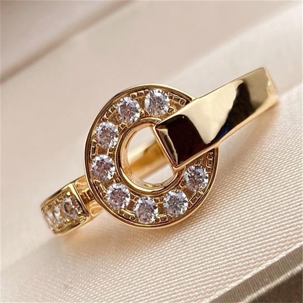Designer Ring Fashion Heart Rings For Women Original Designers Fashion Ring High Quality Brand Classic Style Gold Designer Jewerly 5678292Y
Designer Ring Fashion Heart Rings For Women Original Designers Fashion Ring High Quality Brand Classic Style Gold Designer Jewerly 5678292Y