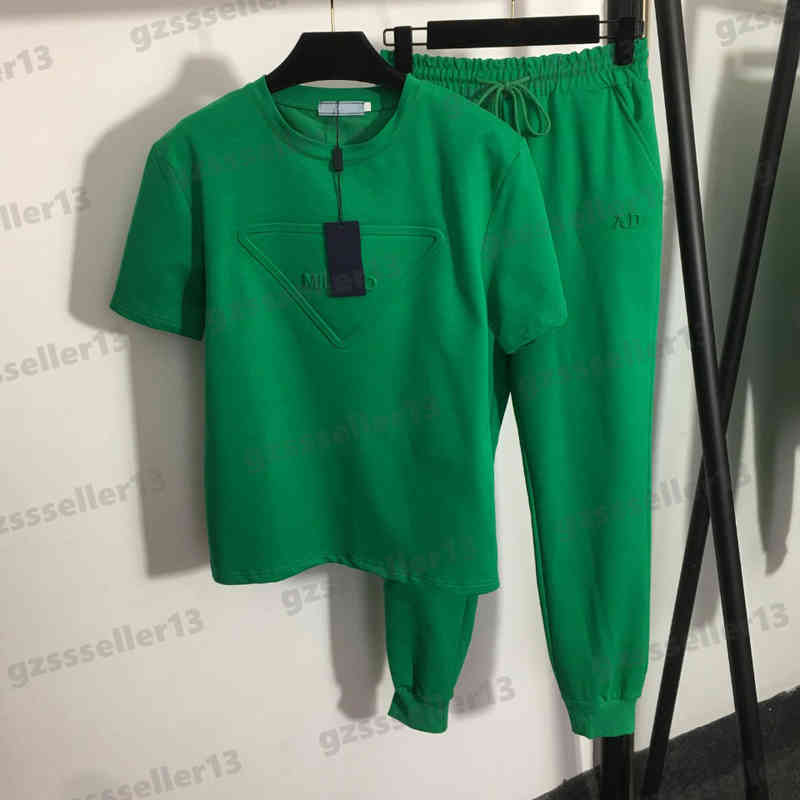 Two Piece Sets Women Tracksuits Fashion Brand Letter Logo Short-sleeved T-shirt And Loose Pants Outfit Jogging Suit Designer Women Clothing 0912
Two Piece Sets Women Tracksuits Fashion Brand Letter Logo Short-sleeved T-shirt And Loose Pants Outfit Jogging Suit Designer Women Clothing 0912