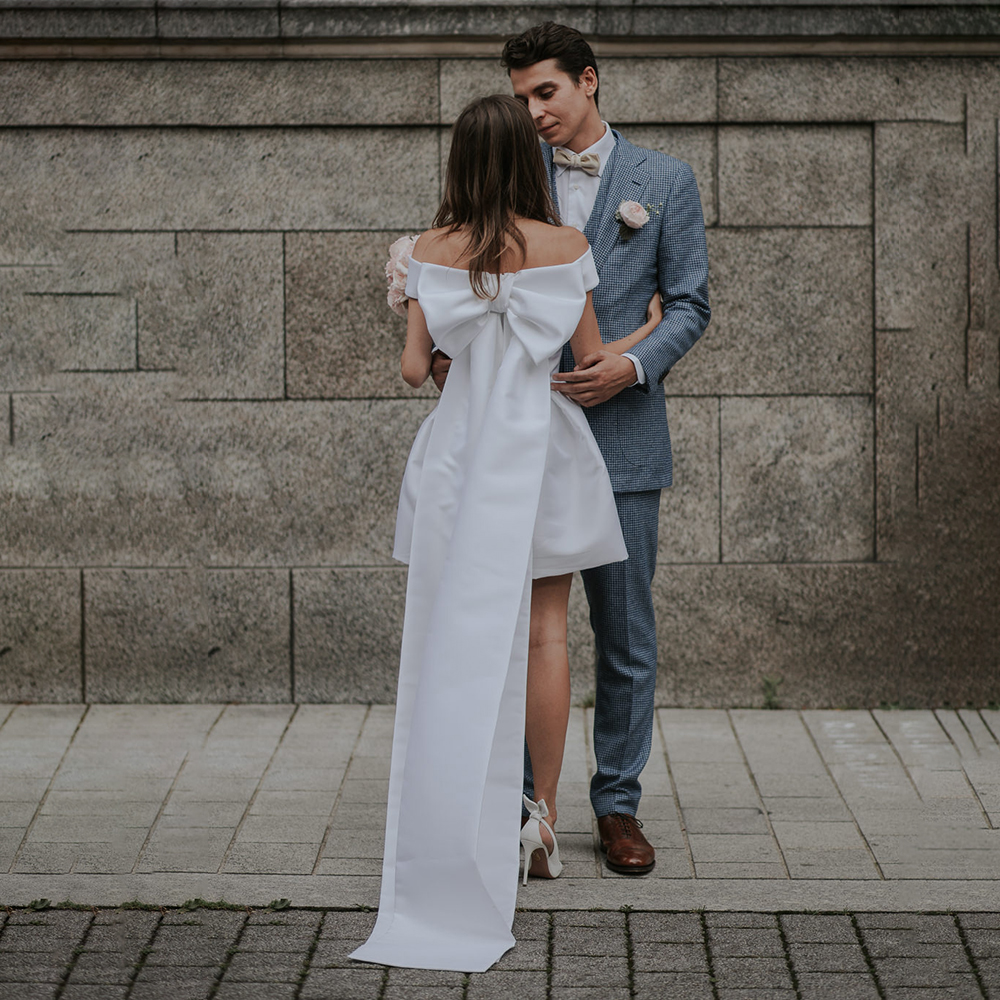 Simple Short Mini Satin Wedding Dress Off Shoulder Bridal Gowns Large Bow Train Custom Made Plus Size Classy Above Knee Chic Garden Bride Dresses