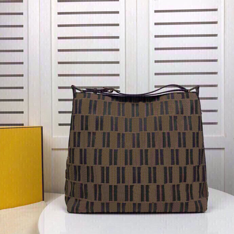 Large Capacity Canvas Shopping Bag Lady Tote Bags Shoulder Handbag Classic Full Letter Cowhide Portable Women Pouch Internal Zipper High Quality Travel Handbags, Brown
Large Capacity Canvas Shopping Bag Lady Tote Bags Shoulder Handbag Classic Full Letter Cowhide Portable Women Pouch Internal Zipper High Quality Travel Handbags, Brown