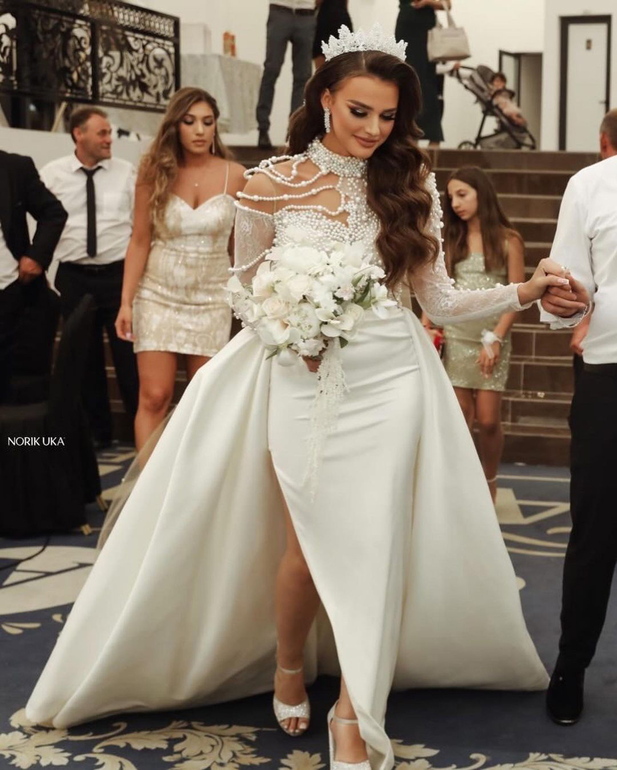 Elegant Pearls Mermaid Wedding Dress High Neck Lace Full Length Arabic Split Trumpet Bridal Gowns Robe De Soiree Plus Size