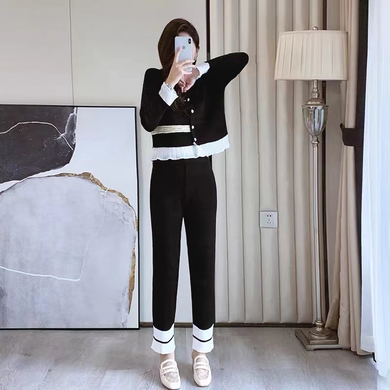 Womens Two Piece Pants Autumn Knitted Two Piece Sets Womens Outifits Casual Patchwork Cardigan Sweater Wide Leg Pants Tracksuit Suits Female 220906
