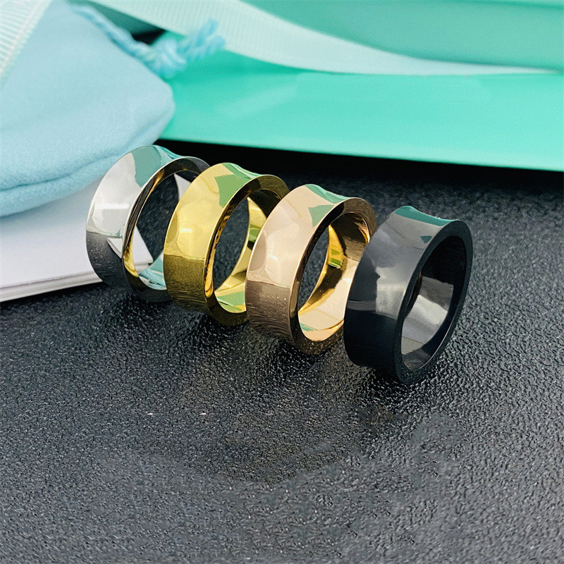 T Designer Recure Band Rings High Quality Titanium Steel Ring Luxury Brand Couples Fashion On Ring Party Wedding Accessories Valentine's Day Gifts
T Designer Recure Band Rings High Quality Titanium Steel Ring Luxury Brand Couples Fashion On Ring Party Wedding Accessories Valentine's Day Gifts