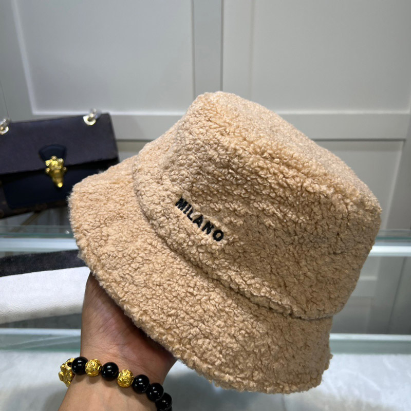 Designer Cashmere Bucket Hat for Men Woman Letters Embroidered Lamb Hats Casquettes Winter Wool Fisherman Cap Fashion Stingy Brim Hats 7 Styles, Black-1
Designer Cashmere Bucket Hat for Men Woman Letters Embroidered Lamb Hats Casquettes Winter Wool Fisherman Cap Fashion Stingy Brim Hats 7 Styles, Black-1