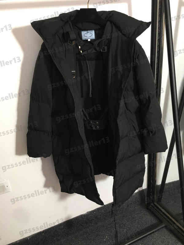Womens Down Jackets Splicing Fake Two Pieces Puffer Coat Fashion Brand Mid-length Puffer Jacket Detachable Hood Winter Coats Designer Women Clothing 0912, 15
Womens Down Jackets Splicing Fake Two Pieces Puffer Coat Fashion Brand Mid-length Puffer Jacket Detachable Hood Winter Coats Designer Women Clothing 0912, 15