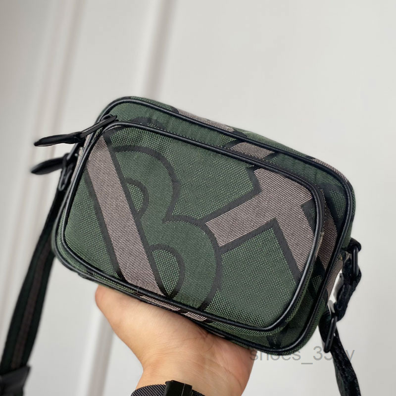 Evening Bags Classic Tartan Man Camera Bag Men Crossbody Shoulder Bags Purse Women Handbags Unisex Canvas Genuine Leather High-quality Adju
Evening Bags Classic Tartan Man Camera Bag Men Crossbody Shoulder Bags Purse Women Handbags Unisex Canvas Genuine Leather High-quality Adju