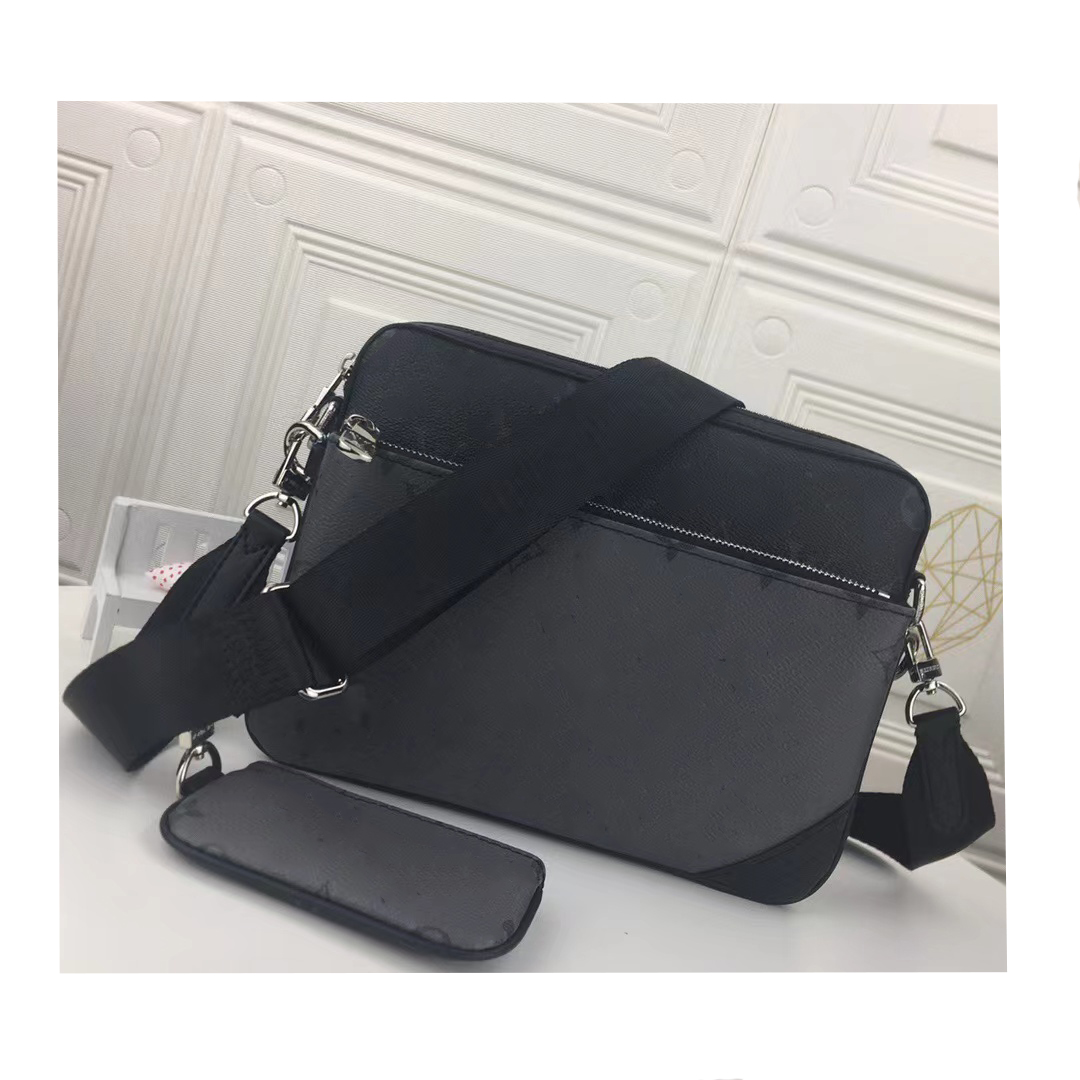 High Quality Luxury Designers Shoulder Bag mens Monograms Handbags Fashions classics three-piece set postmans Handbag Fashion Luxurys Brands Crossbody Bags, 69443# black plaid
High Quality Luxury Designers Shoulder Bag mens Monograms Handbags Fashions classics three-piece set postmans Handbag Fashion Luxurys Brands Crossbody Bags, 69443# black plaid