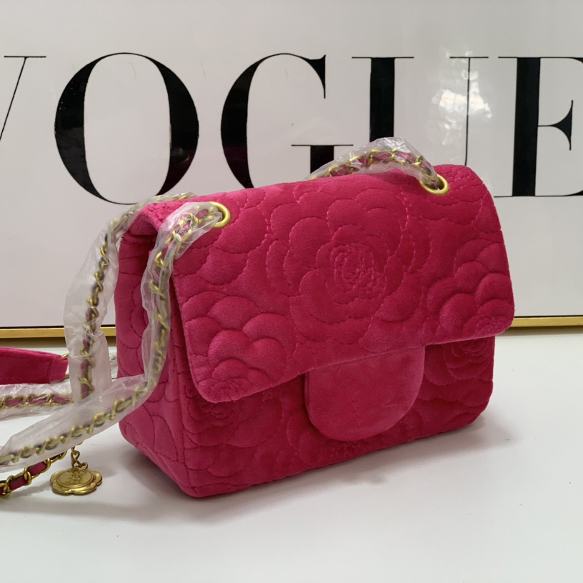 Classic Mini Flap Camellia Square Velvet Quilted Bags France Womens Gold Metal Chain With Flower Charm Crossbody Shoulder Handbags Outdoor Clutch Sacoche 18CM, Box
Classic Mini Flap Camellia Square Velvet Quilted Bags France Womens Gold Metal Chain With Flower Charm Crossbody Shoulder Handbags Outdoor Clutch Sacoche 18CM, Box