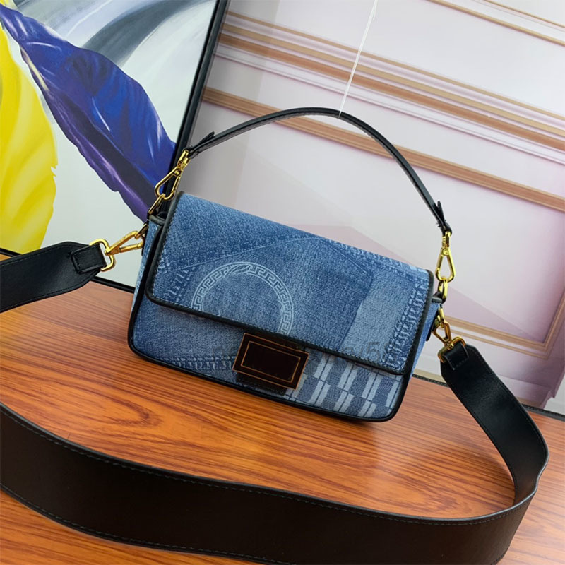 Denim Canvas Baguette Bag Crossbody Shoulder Bags Leather Handbag Purse Co-branded Floral Printed Patchwork Hand Bag Detachable Stra
Denim Canvas Baguette Bag Crossbody Shoulder Bags Leather Handbag Purse Co-branded Floral Printed Patchwork Hand Bag Detachable Stra