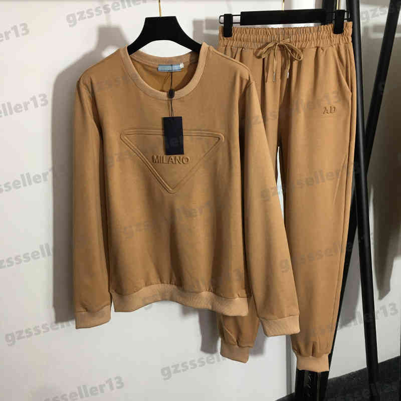 Designer Women Tracksuits Sweatshirt And Casual Pants Two Piece Sets Fashion Logo-embossed Long-sleeved Outfit Jogging Suit 4 Colors Size -XL, 14
Designer Women Tracksuits Sweatshirt And Casual Pants Two Piece Sets Fashion Logo-embossed Long-sleeved Outfit Jogging Suit 4 Colors Size -XL, 14