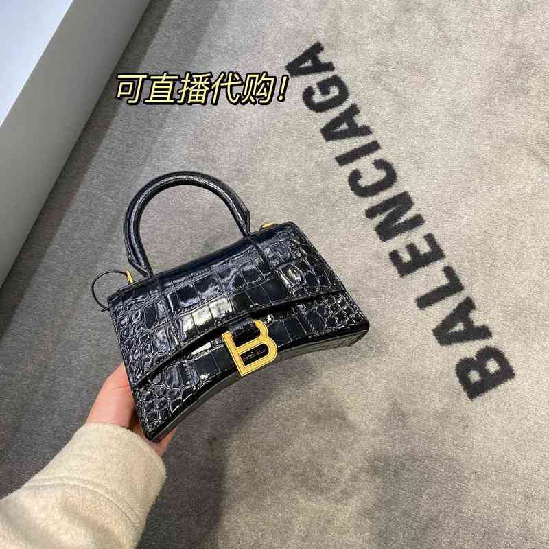 Designer Luxury For Womens Bags Handbag B-shaped Paris Single Shoulder Messenger Fashion Balencigas Shoulder Oblique Span Wallet Versatile The Tote Bag 9THH, Dark green / silver button
Designer Luxury For Womens Bags Handbag B-shaped Paris Single Shoulder Messenger Fashion Balencigas Shoulder Oblique Span Wallet Versatile The Tote Bag 9THH, Dark green / silver button