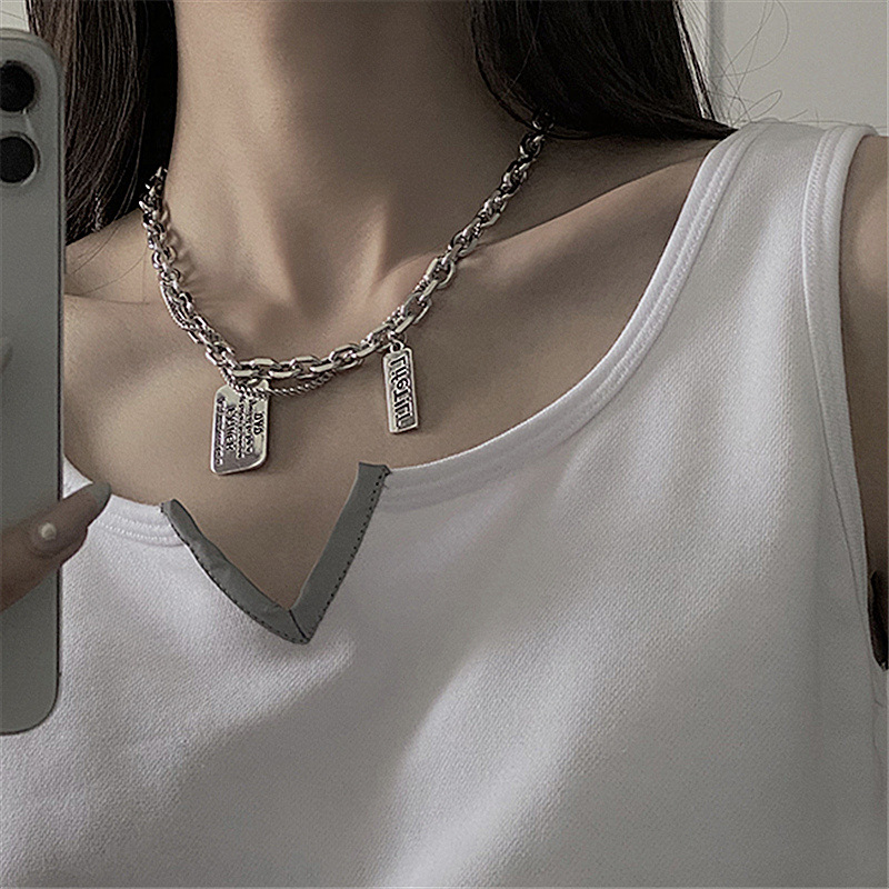 Stainless Steel Pendant Necklaces Splice Chain Small Design Sense