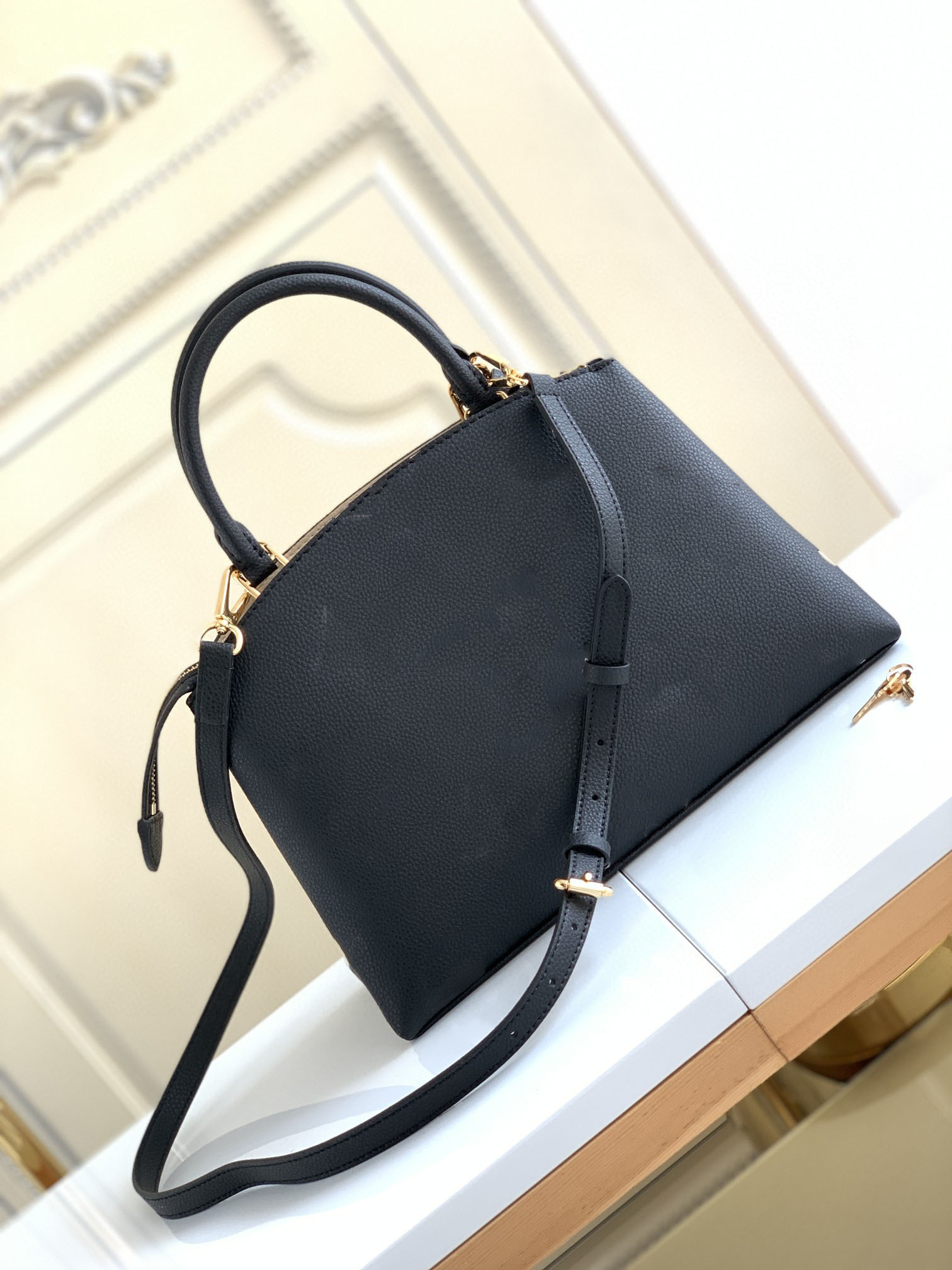 Handbag Ladies Luxury Designer Bags Leisure Travel Ribbon Tote Bag Leather Material Fashion Shoulder Bag Wallet 58914, Black
Handbag Ladies Luxury Designer Bags Leisure Travel Ribbon Tote Bag Leather Material Fashion Shoulder Bag Wallet 58914, Black