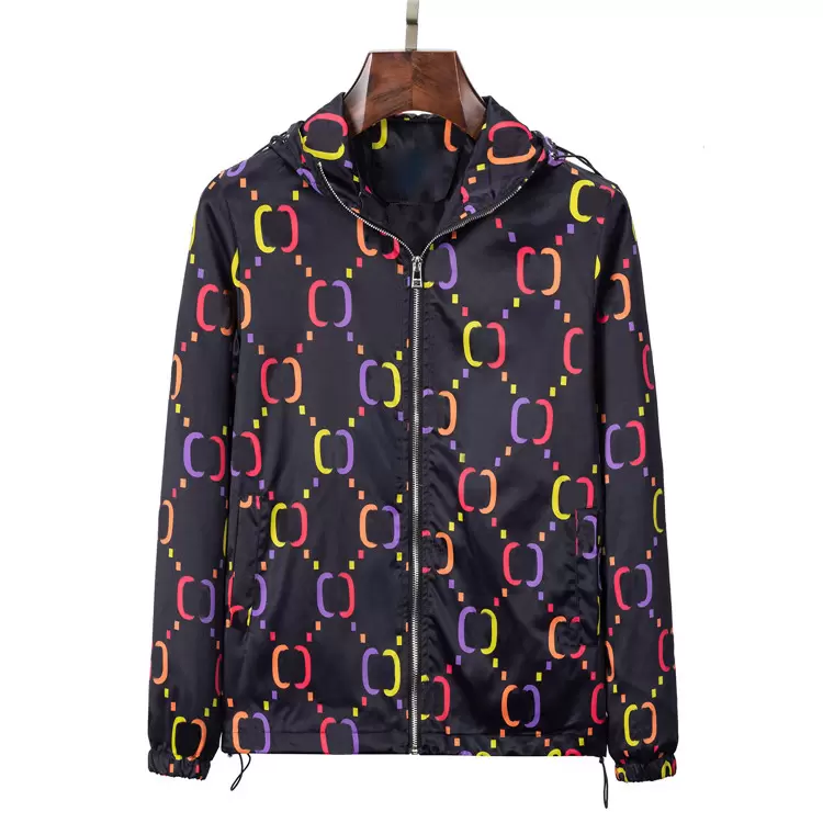 Jackets Mens Coats Hip Hop Streetwear Casual Jacket Fashion Long Sleeves Hooded Windbreak Designers Outerwear
Jackets Mens Coats Hip Hop Streetwear Casual Jacket Fashion Long Sleeves Hooded Windbreak Designers Outerwear