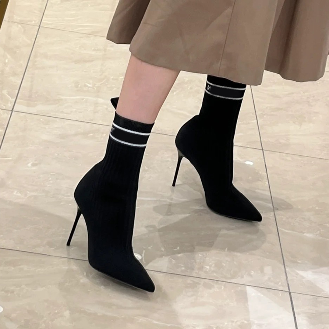stiletto Ankle Boots Fashion Sock shoes for Womens Top Quality Knitted elastic socks Boot Designer 10.5CM Metal heel Pointed Toes Women Elastic Bootie Factory shoe, 2#
stiletto Ankle Boots Fashion Sock shoes for Womens Top Quality Knitted elastic socks Boot Designer 10.5CM Metal heel Pointed Toes Women Elastic Bootie Factory shoe, 2#