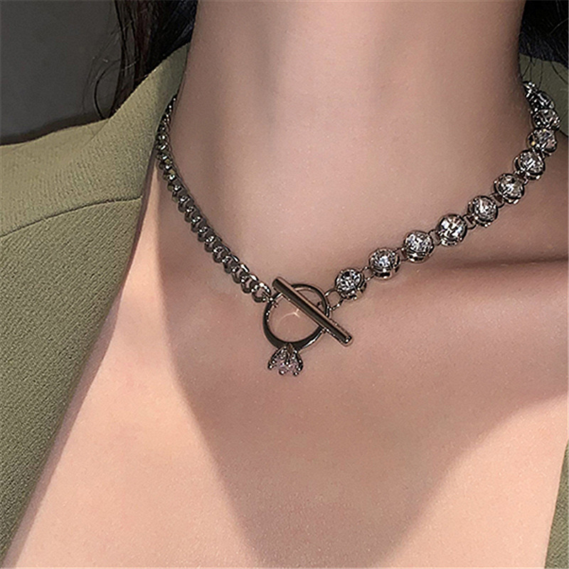Stainless Steel Pendant Necklaces Splice Chain Small Design Sense