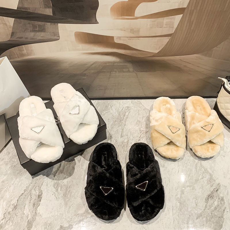 Luxury Wool Sandals Slippers For Woman Fashion Triangle Designer Shoe Winter Warm Fur Slides Fluffy Slippers Black White With Box
Luxury Wool Sandals Slippers For Woman Fashion Triangle Designer Shoe Winter Warm Fur Slides Fluffy Slippers Black White With Box