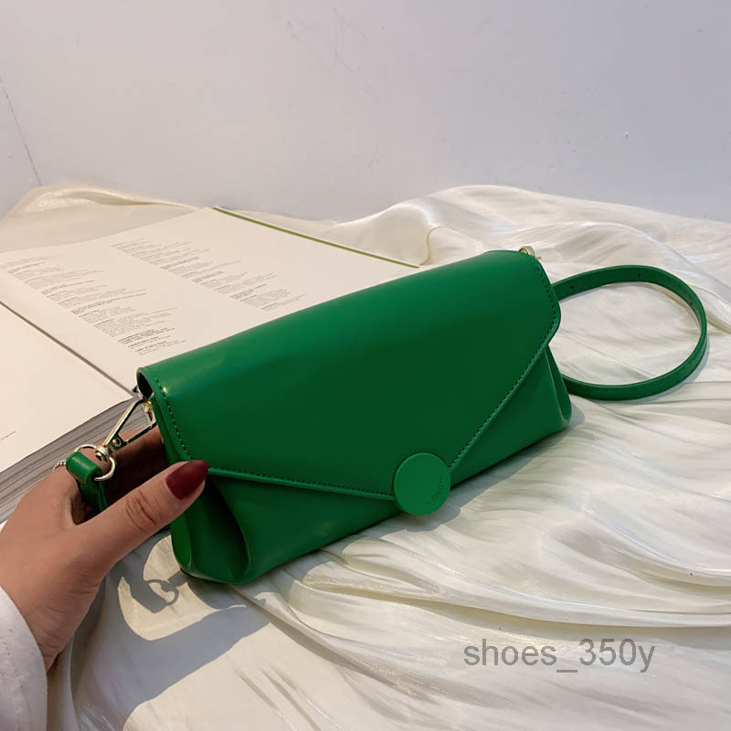 Evening Bags Hbp Single Shoulder bag women crossbody bags ladies Messenger handbag flap Wallet Purse Magnetic buckle backpack Multiple color
Evening Bags Hbp Single Shoulder bag women crossbody bags ladies Messenger handbag flap Wallet Purse Magnetic buckle backpack Multiple color