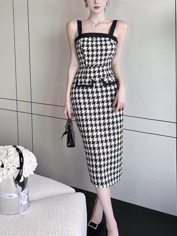 Two Piece Dress Winter Korean Fashion Tweed Dress Two Piece Sets Women Vintage Plaid Cropped Jacket Coat Sexy Strapless Slim Bodycon Dress 220906