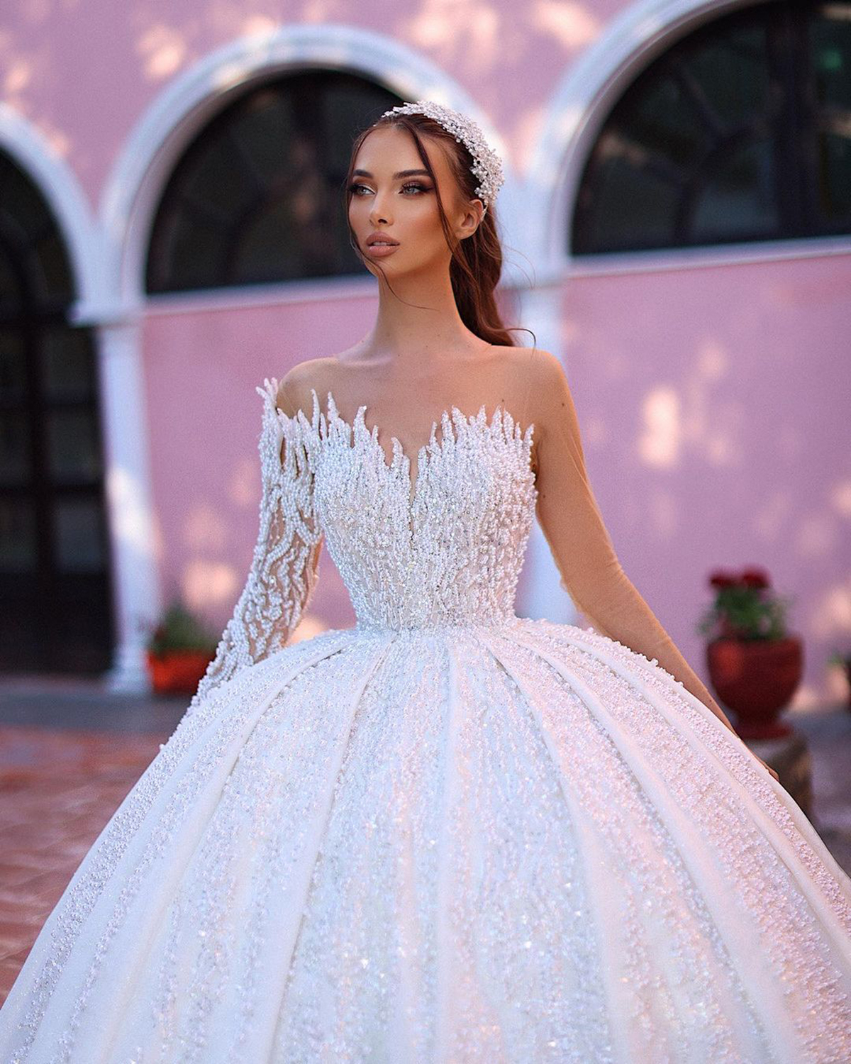 Exquisite One Shoulder Women Wedding Dress Shiny Custom Made Beads Lace Ball Gown Floor Length Bridal Dresses Plus Size