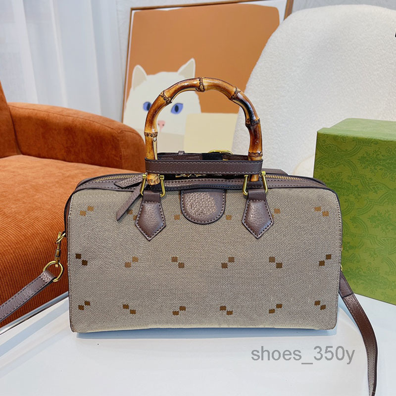 Evening Bags Bamboo Handbags Pillow Bag Tote Handbag Crossbody Bags Removable Long Shoulder Strap Genuine Leather Purse Classic Letter Print
Evening Bags Bamboo Handbags Pillow Bag Tote Handbag Crossbody Bags Removable Long Shoulder Strap Genuine Leather Purse Classic Letter Print