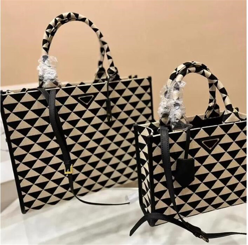 2022 Women Handbag Designer Tote Bag Triangle Symbole Jacquard Fabric Handbags Large Totes Designers Shoulder Bags Cross Body Purses, Other
2022 Women Handbag Designer Tote Bag Triangle Symbole Jacquard Fabric Handbags Large Totes Designers Shoulder Bags Cross Body Purses, Other