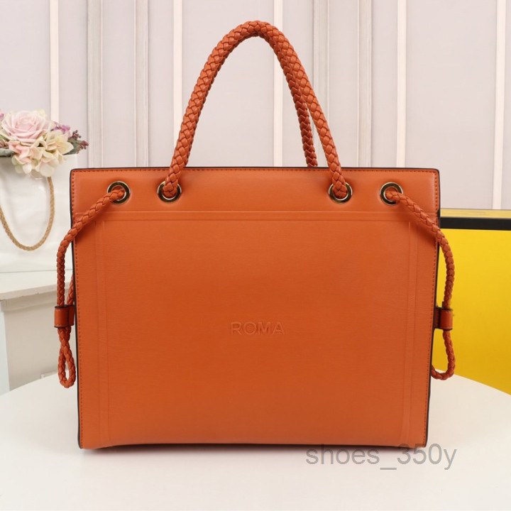Evening Bags Shoulder Bag Large Tote Handbag Women Handbag Bag Flap Shopping Bag Quality Genuine Leather Pouch Knitting HandleMulti Pochett
Evening Bags Shoulder Bag Large Tote Handbag Women Handbag Bag Flap Shopping Bag Quality Genuine Leather Pouch Knitting HandleMulti Pochett