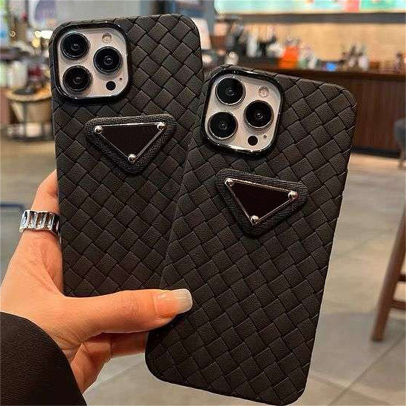 

Luxury Braid Designers Phones Cases Fashion Pu Leather 13 Pro Max 12 11 Xr Xs Xsmax 7P 8P Simple Heat Dissipation Cases, Black