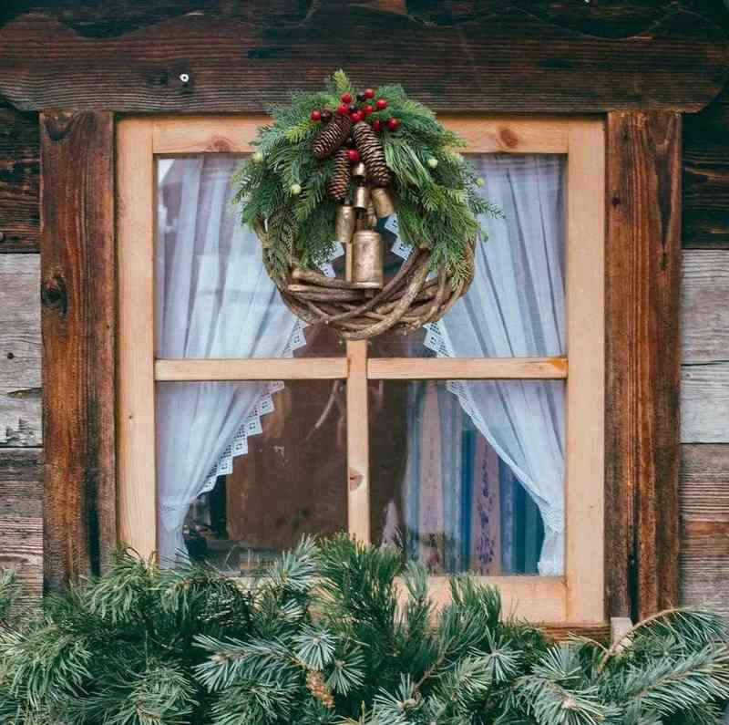 Decorative Flowers Wreaths Rustic Christmas Wreath Rattan Pine Cone Garland Farmhouse Decoration With Bell Front Door Decor Hanging Garland New Year G