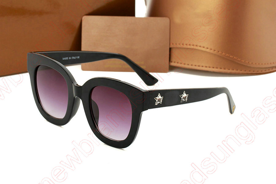 2022 Round Luxury Brand Design Square G Sunglasses With Web Men Women Oval Sunglasses Mask-shaped Bee Sunglass Female Driving Eyewear Oculos Lunette De Soleil 02021
2022 Round Luxury Brand Design Square G Sunglasses With Web Men Women Oval Sunglasses Mask-shaped Bee Sunglass Female Driving Eyewear Oculos Lunette De Soleil 02021