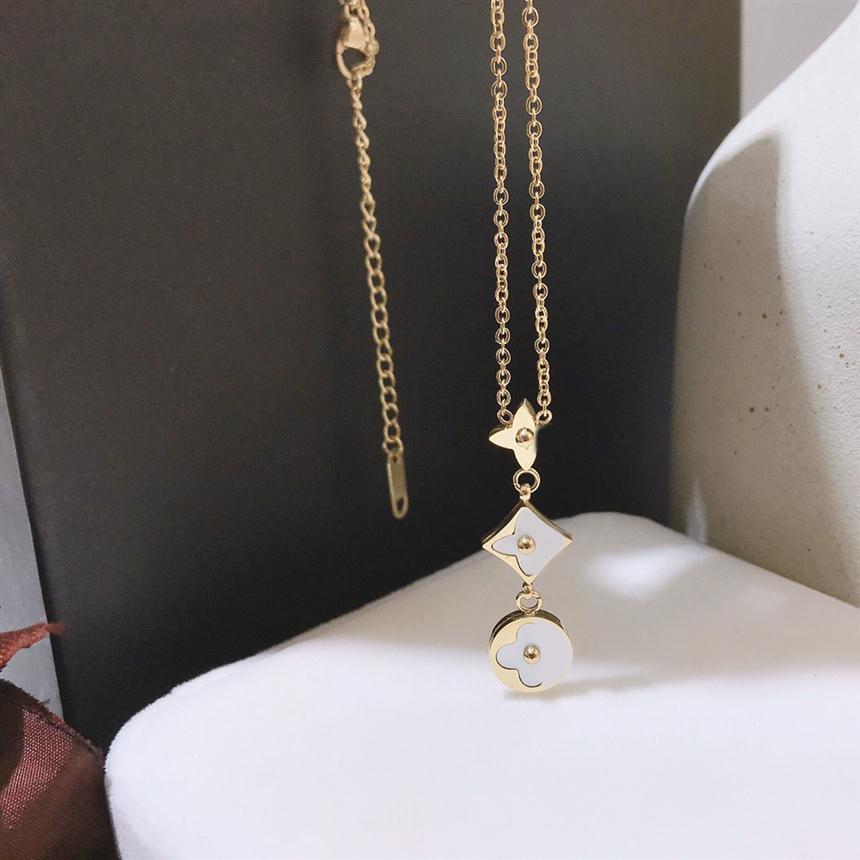 Fashion Women Luxury Designer Necklace Choker Chain 18K Gold Plated Rose Gold Plated Stainless Steel Flower Letter Pendants Statement J286z
Fashion Women Luxury Designer Necklace Choker Chain 18K Gold Plated Rose Gold Plated Stainless Steel Flower Letter Pendants Statement J286z