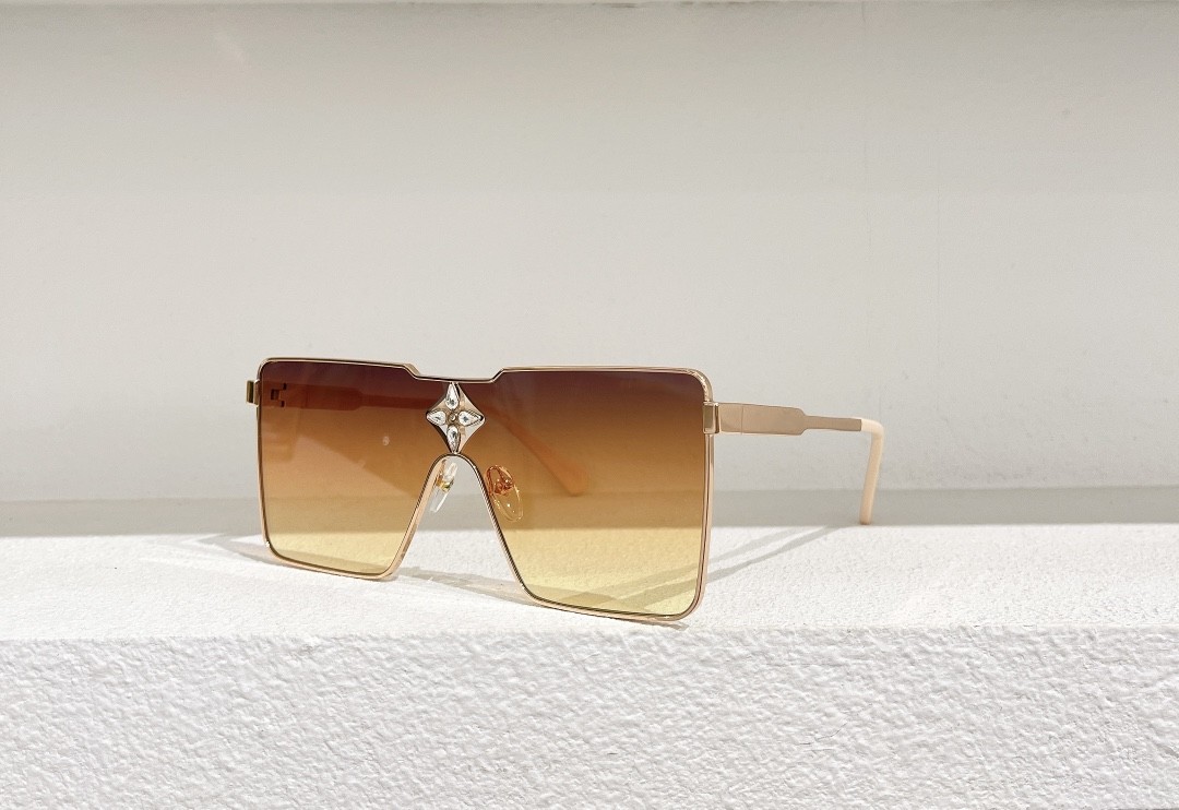 Designer 21700 Sunglasses For Women and Men Fashion Model Special UV 400 Protection Double Beam Frame Outdoor Brand Design Alloy Top Quality Cyclone Sunglasses
Designer 21700 Sunglasses For Women and Men Fashion Model Special UV 400 Protection Double Beam Frame Outdoor Brand Design Alloy Top Quality Cyclone Sunglasses