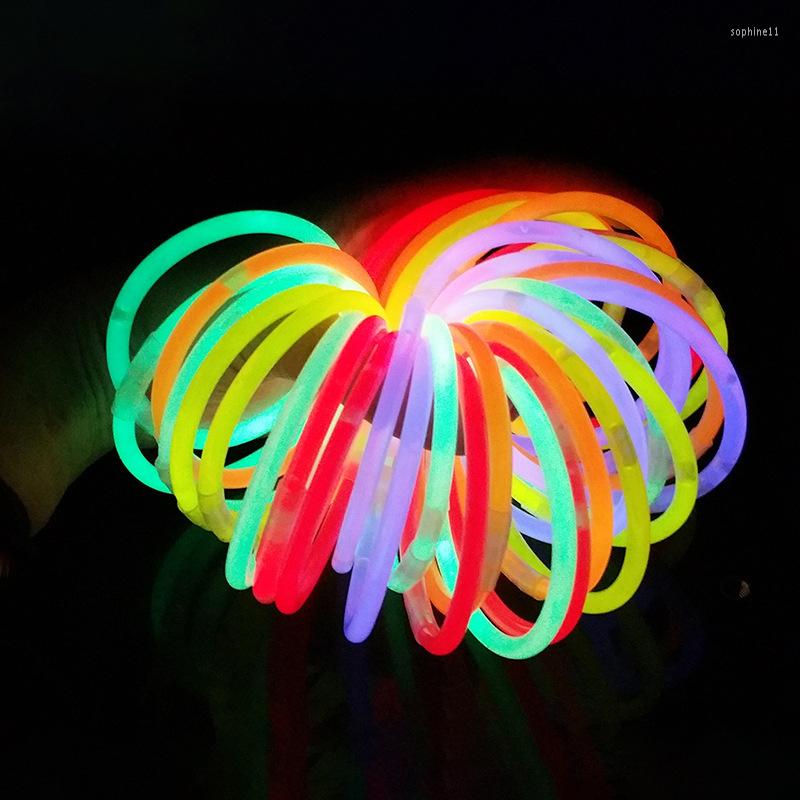 Party Decoration 100Pcs Fluorescence Light Glow Sticks Bracelet Necklace Stick Birthday Halloween Colorful Glowsticks2345885