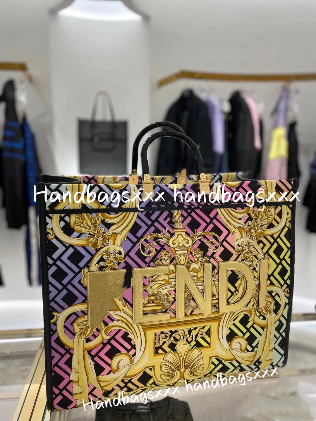 Designer tote bags fendn branded handbag one shoulder female retro national style printed canvas amber handle Crossbody Graffiti bag painted print bag, No bag
Designer tote bags fendn branded handbag one shoulder female retro national style printed canvas amber handle Crossbody Graffiti bag painted print bag, No bag