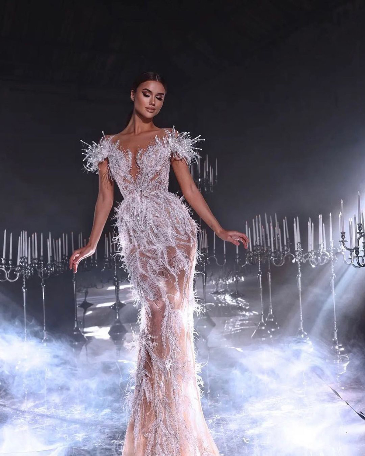 Mermaid Wedding Dress V Neck Off Shoulder 3D Lace Hollow Appliques Sequins Feather or Length Bridal Gowns Detachable Train Custom Made Vestido de novi