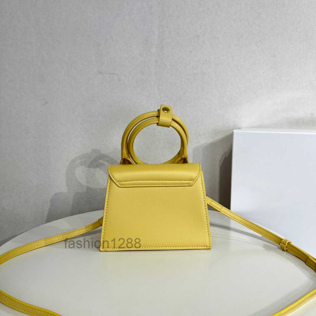 2022 Retro hand bag Classic high quality Luxury designer tote Purses Handbags Women Composite Shoulder bags lady totes Compiling shopping bag, Red
2022 Retro hand bag Classic high quality Luxury designer tote Purses Handbags Women Composite Shoulder bags lady totes Compiling shopping bag, Red
