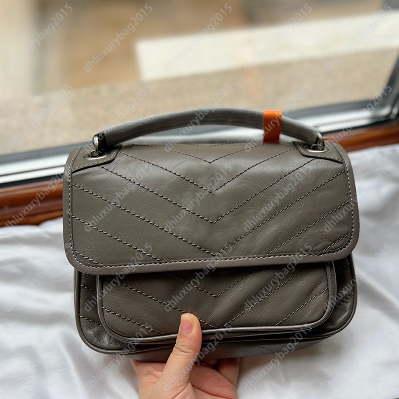 Vintage Crossbody Leather Handbags Top Designers Cross Body High Quality Classsic Bag Shopping Shoulder Bags 2 Sizes Plain Chain Wallets Business Pewter Luxury, Increase freight
Vintage Crossbody Leather Handbags Top Designers Cross Body High Quality Classsic Bag Shopping Shoulder Bags 2 Sizes Plain Chain Wallets Business Pewter Luxury, Increase freight