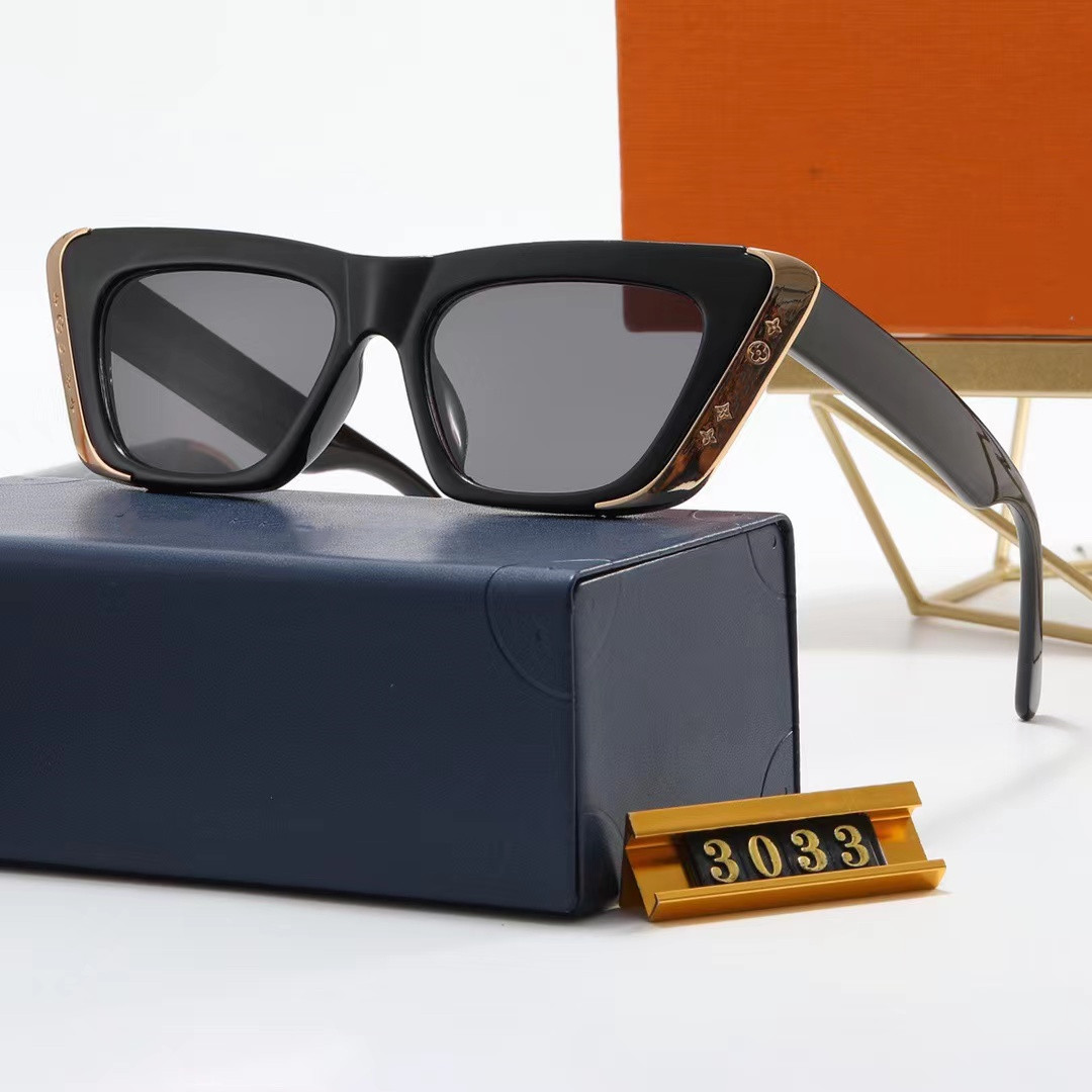 Luxury MILLIONAIRE 3033 Sunglasses for men and women square full frame Vintage unisex Shiny Gold good sell plated Top quality Come With Package 96006
Luxury MILLIONAIRE 3033 Sunglasses for men and women square full frame Vintage unisex Shiny Gold good sell plated Top quality Come With Package 96006